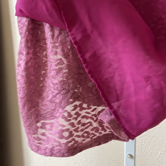 Robin K designer cuter double layered tank top - Picture 4 of 7